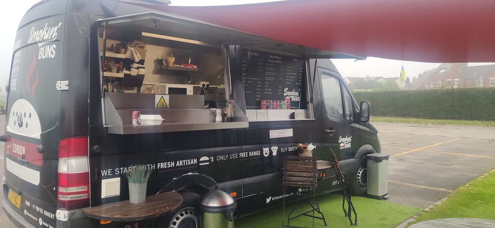 Dining at Smokin' Buns at The Magnets in tadcaster