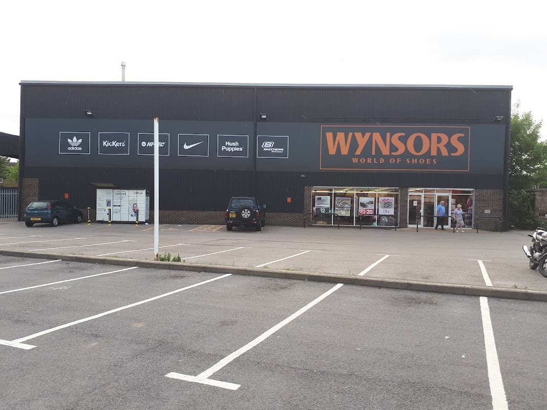 Wynsors - Shoe Shops in tees valley