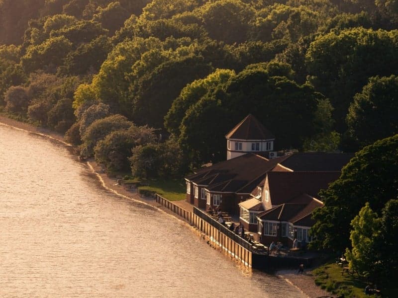 Dining at The Country Park in hessle