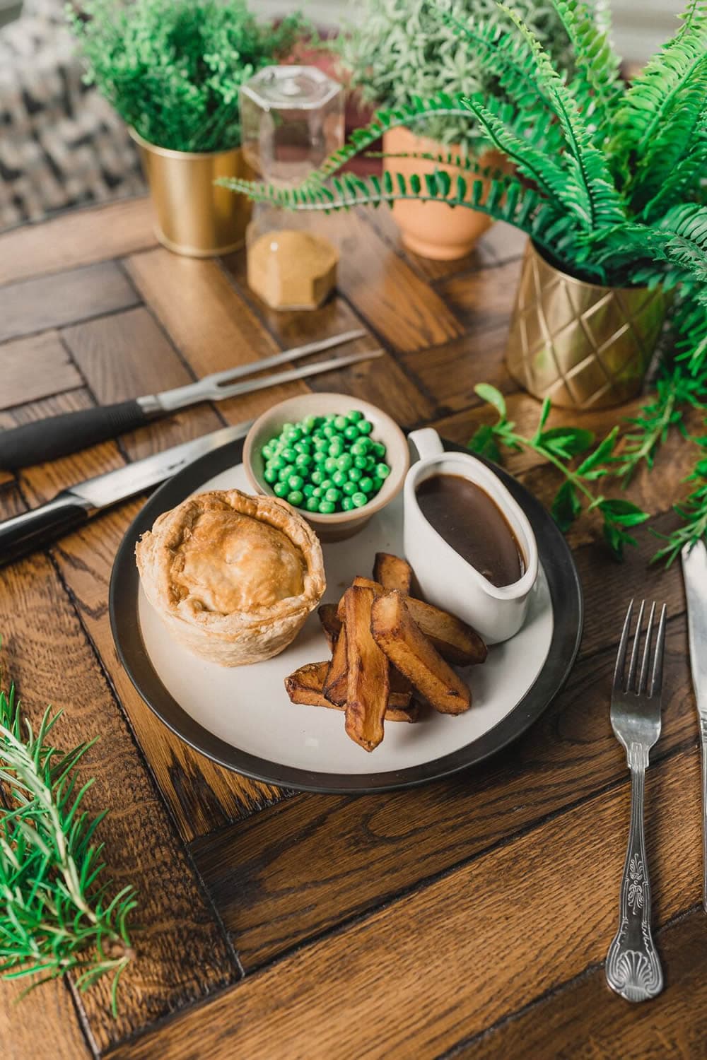 Food & drink at The George Hotel, Piercebridge in manfield