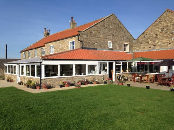 The Grainary Wildlife Farm - Attraction in harwood dale