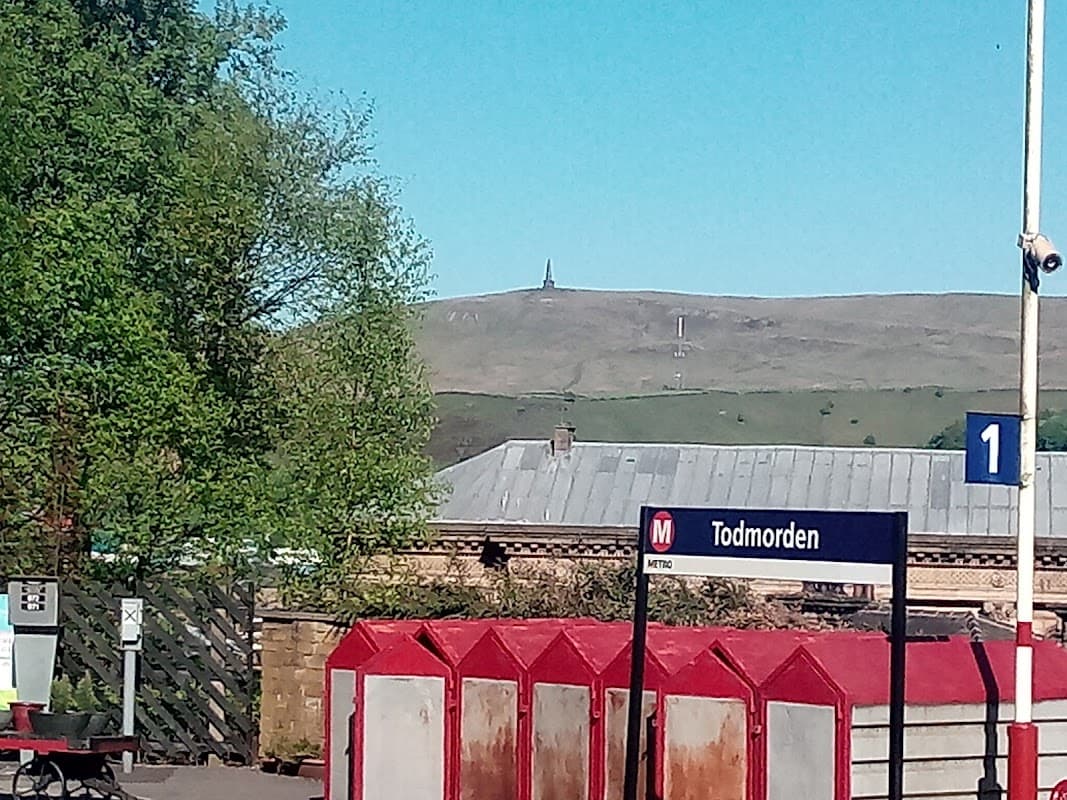 Todmorden Rail Station (stop K) - Railway Stations in todmorden