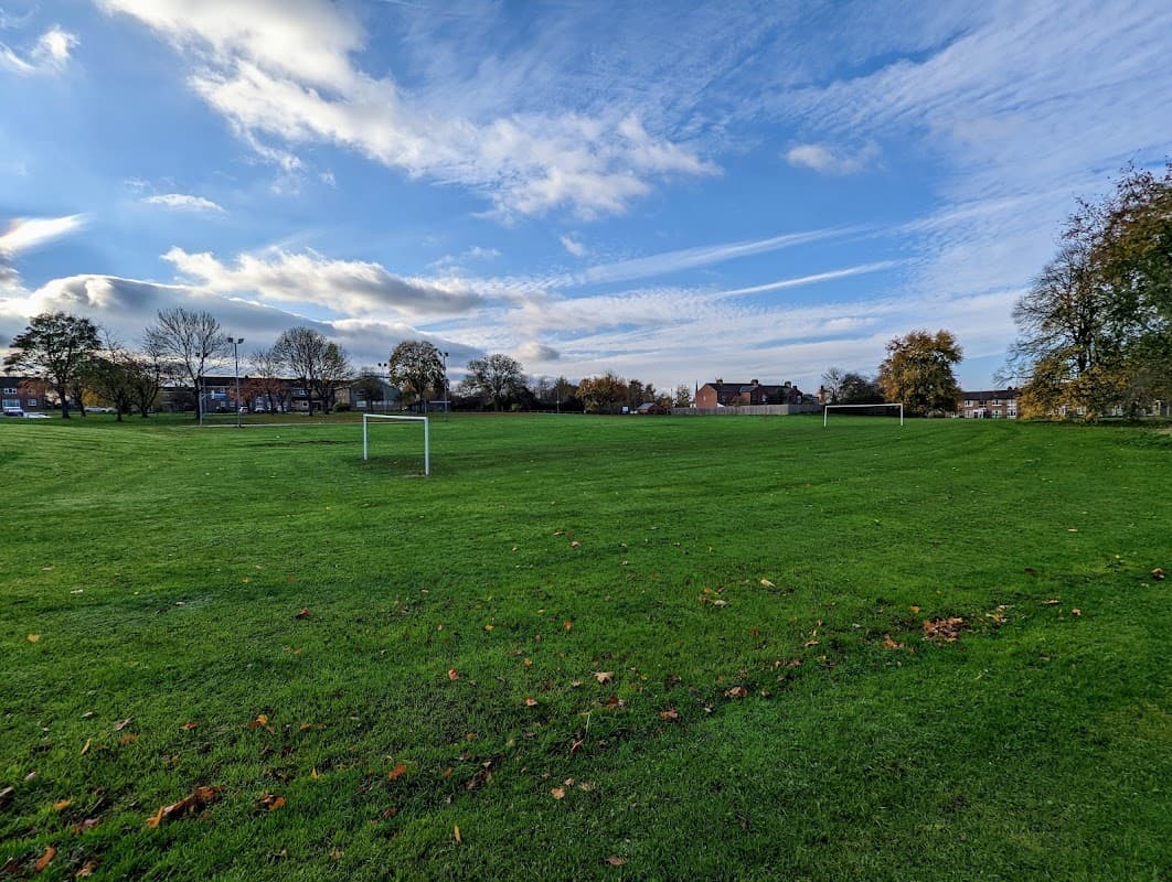 Queen Elizabeth Park - Park in wakefield