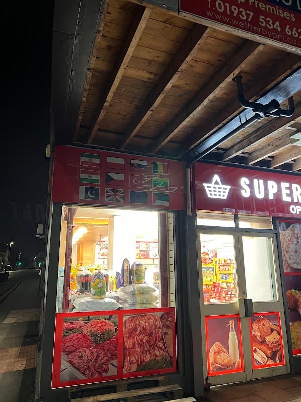 Super Market Taj Wakefield Krikgate, road - Supermarkets in wakefield