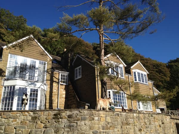 Accommodation at Willow Tree Cottage Bed and Breakfast in boltby