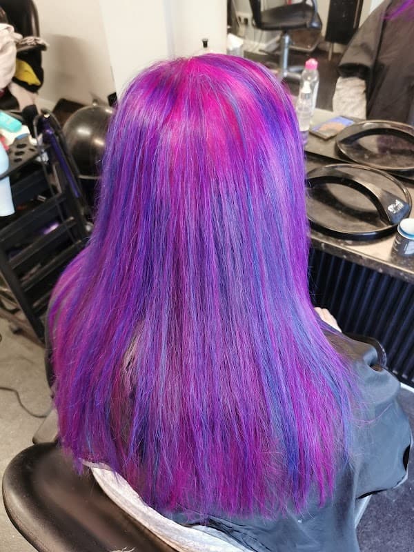 Bananas - Hair Salons in wombwell