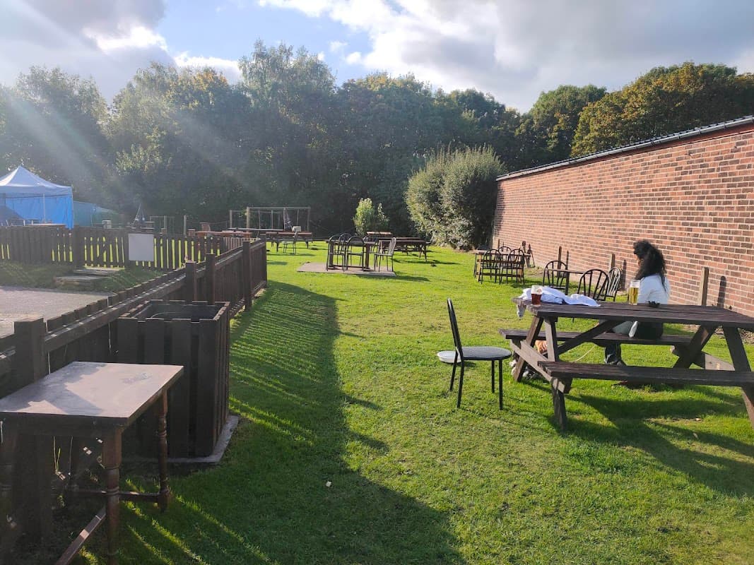 Accommodation at Barley Sheaf Hotel in wombwell