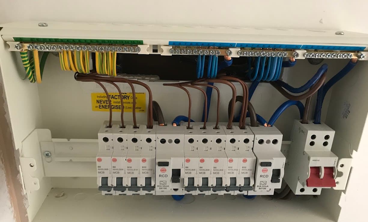 HSES Electrical Contractors - Electricians in wombwell