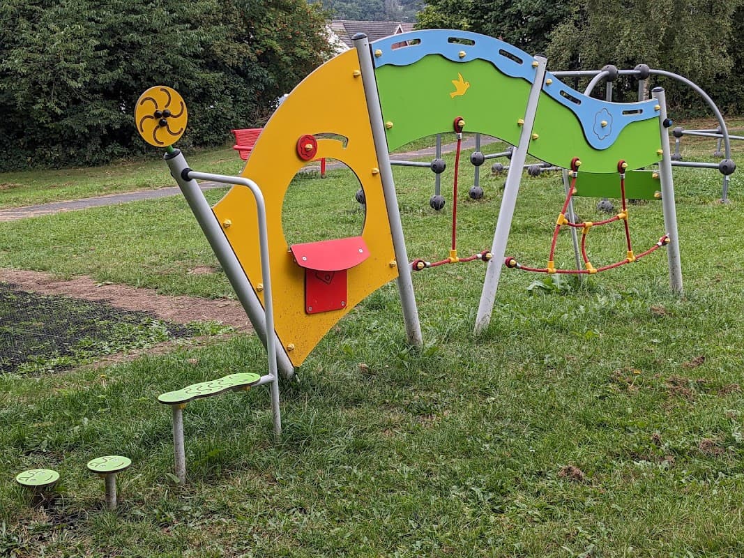 Cardwell Drive Open Space Playground - Playgrounds in woodhouse