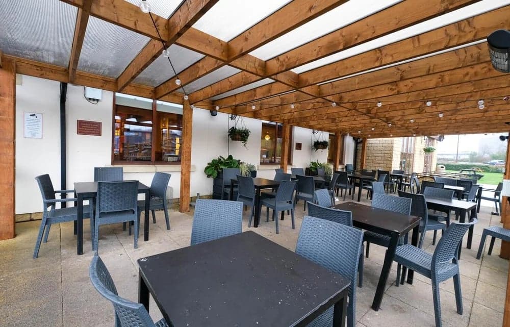 Dining at Elmwood Farm - Farmhouse Inns in woodhouse