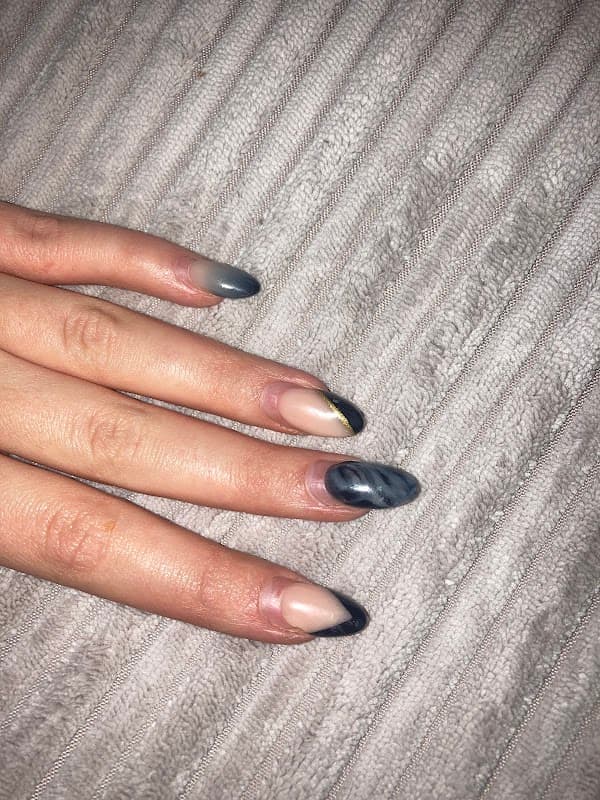 ZRE Nail Bar Woodhouse - Nail Salons in woodhouse