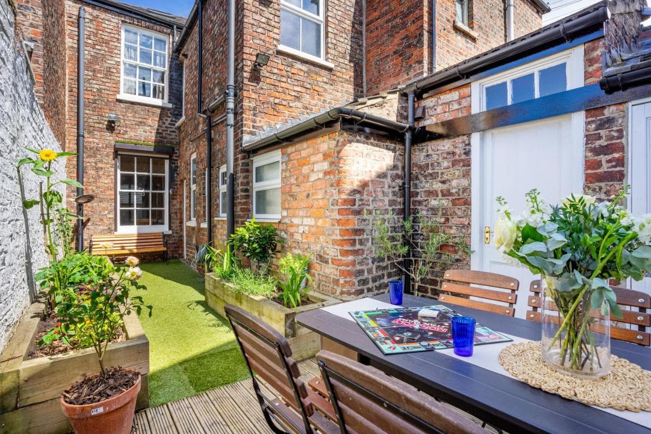 Accommodation at Aycliffe Cottage in york