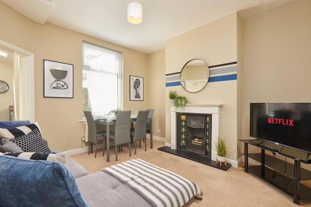 Accommodation at Delightful Central York House in york