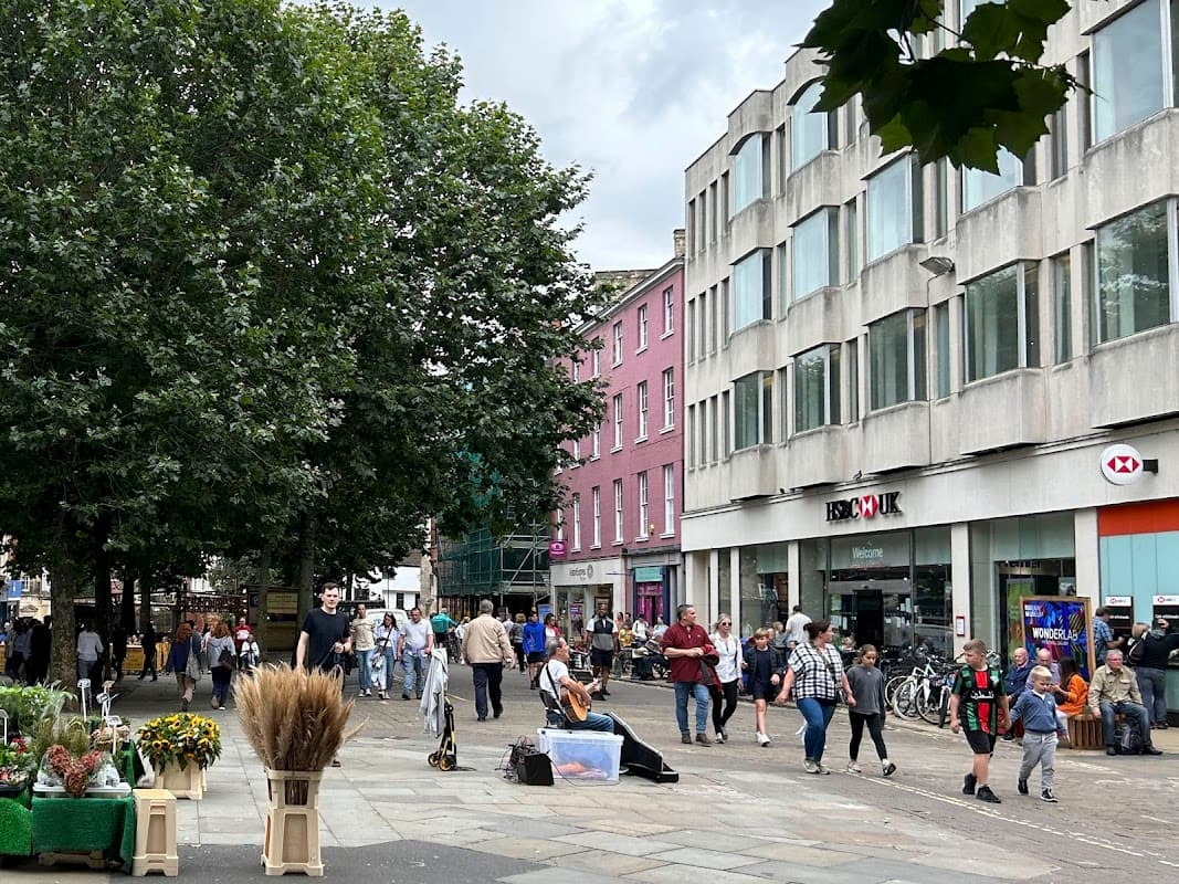 HSBC York - Banks in york