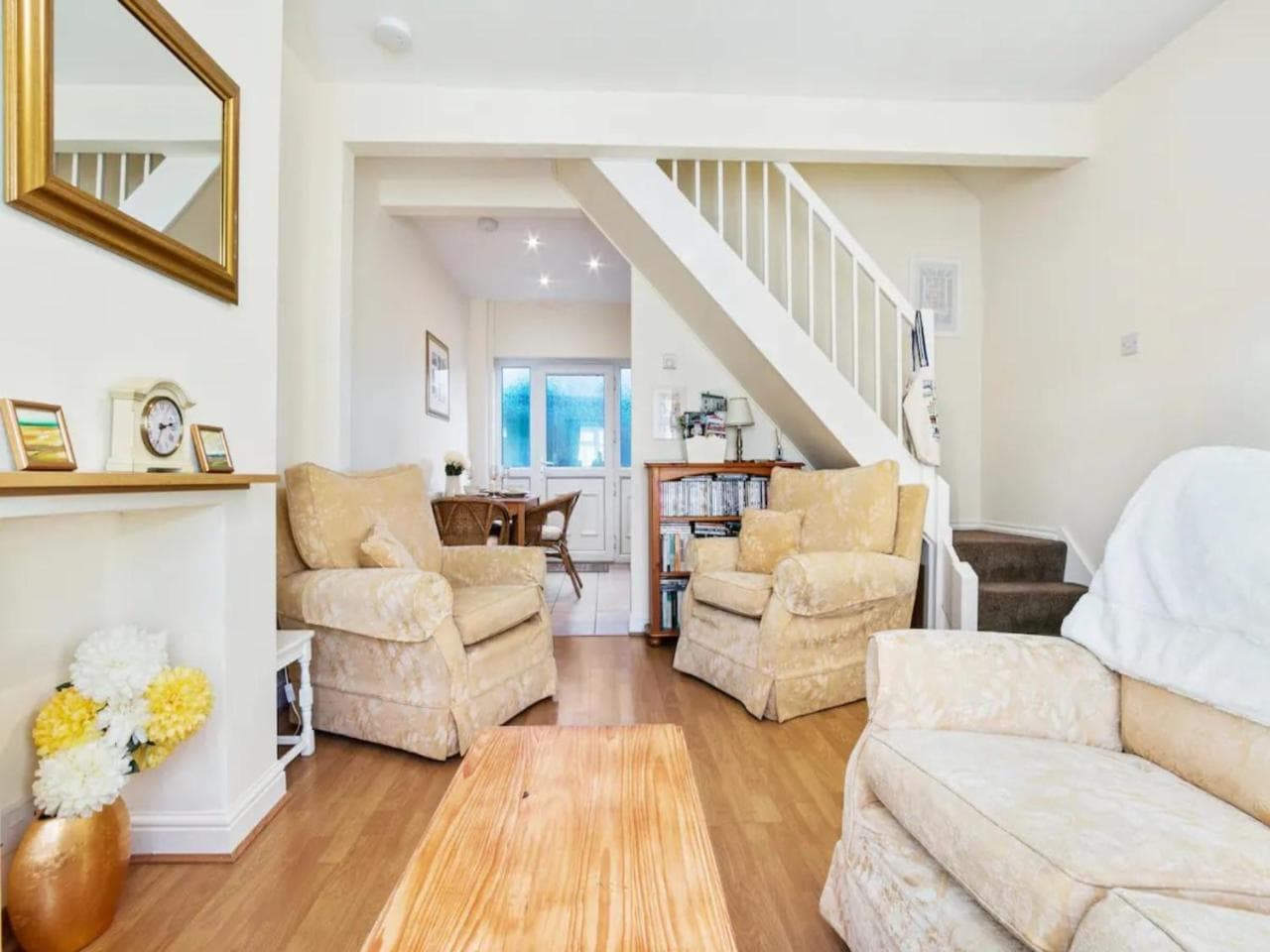 Pass the Keys 55 Heworth Village Wonderfully Cosy Family Home in York, York, Yorkshire