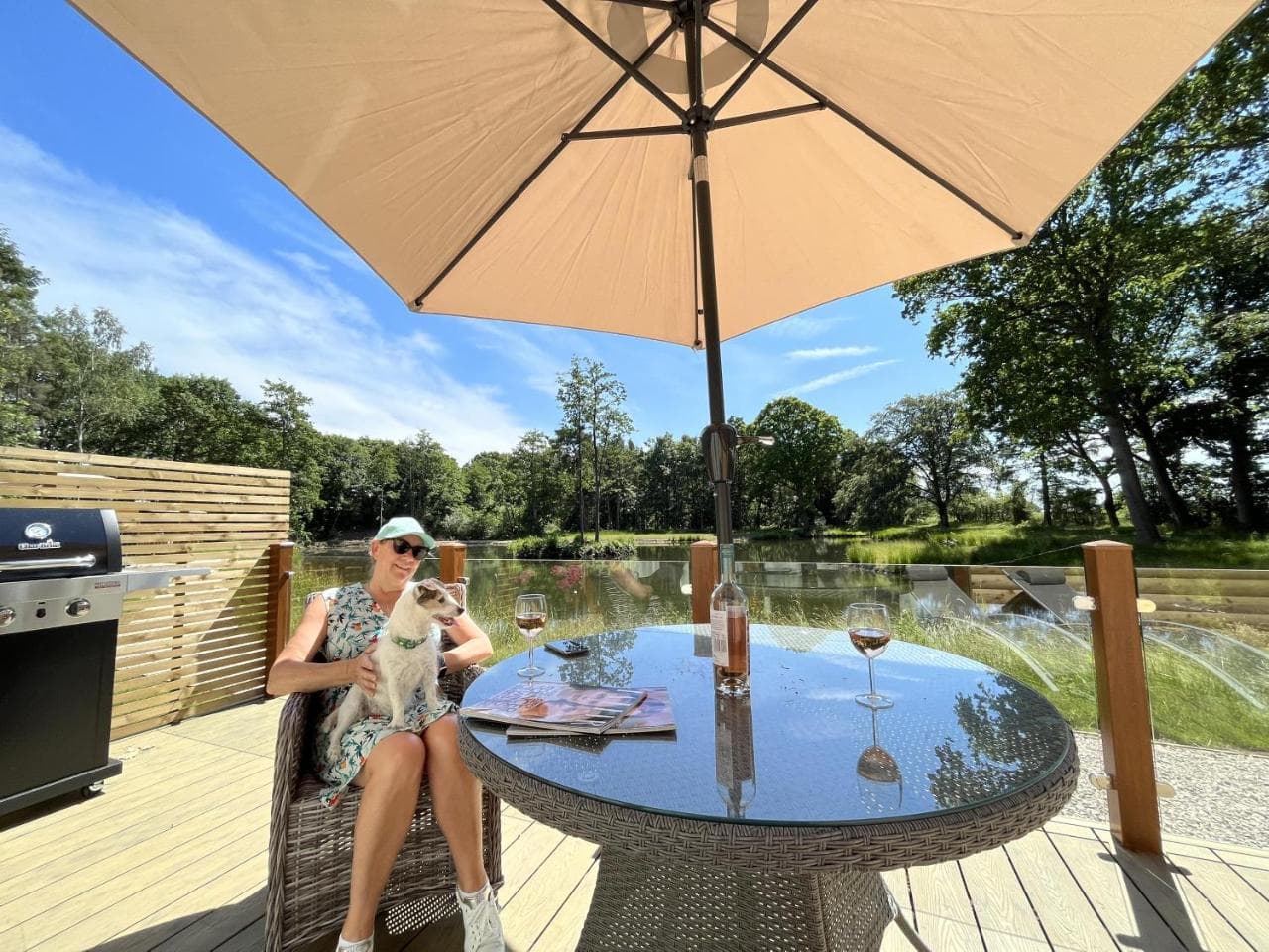 Rowan Boutique Lodge for couples with a dog, York, Yorkshire