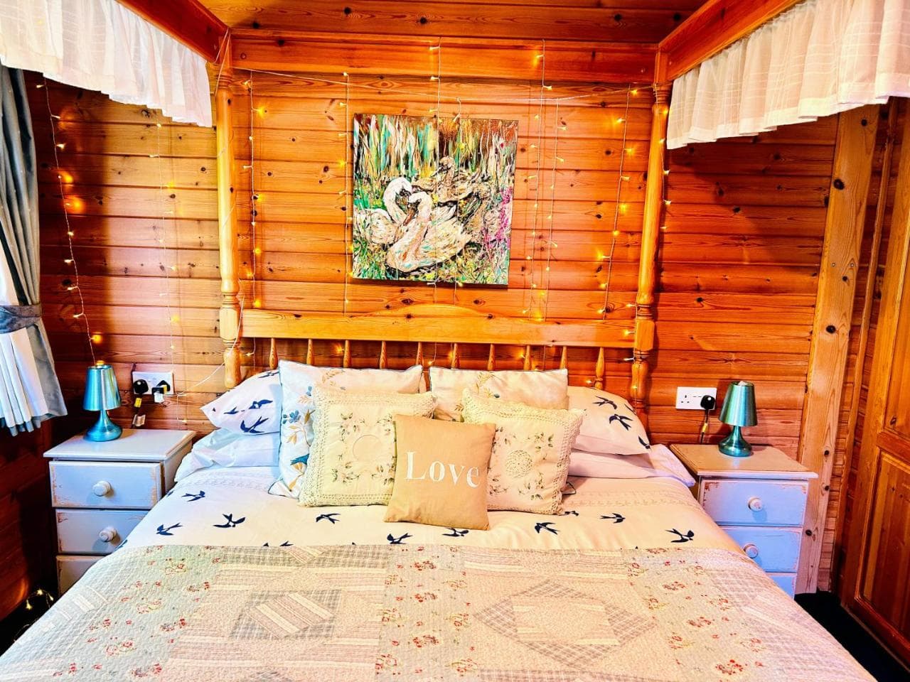 Secluded Rustic Cabin - A Digital Detox Paradise., York, Yorkshire