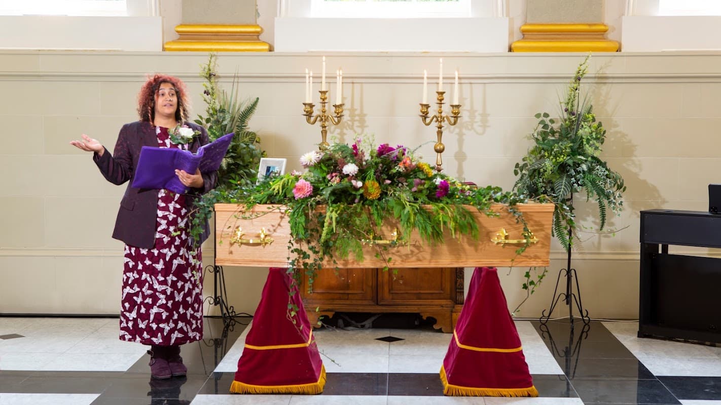 Starr Gazing Ceremonies - Yorkshire Celebrant - Funeral Ceremonies - Funeral Directors in york