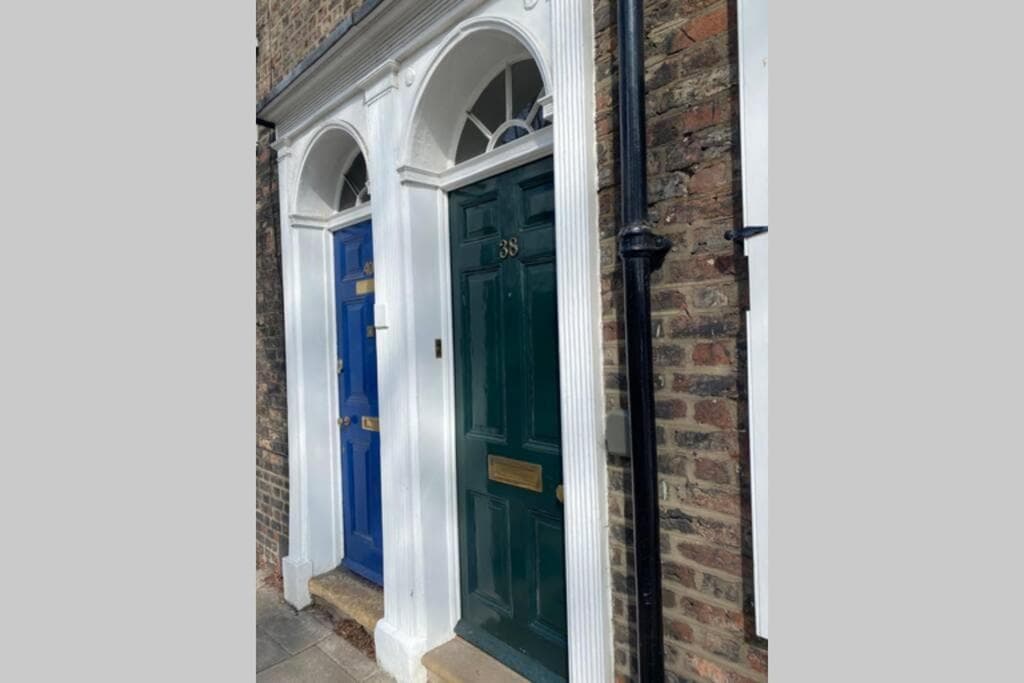 Accommodation at Stodham House with Minster views! in york