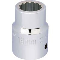 Silver Draper 3/4'' square drive socket, 12-point design, 32mm size, polished finish with engraved markings.