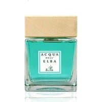 Square glass bottle with turquoise liquid, wooden cap, and Acqua dell'Elba label for marine diffuser.