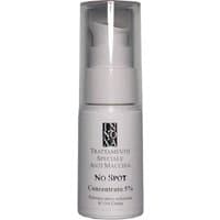 White Innoxa anti-blemish face concentrate bottle with clear pump cap, labeled "Concentrato 5% 15 ml."