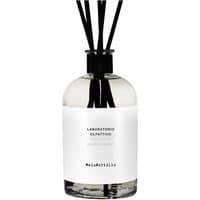 Clear glass MeloMirtillo diffuser with black reeds and white label by Laboratorio Olfattivo, 1000 ml size.