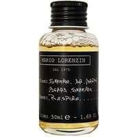 Clear bottle of Lumi RESPIRO Beard Shampoo, 50 ml, with black label and black screw cap, amber liquid inside.