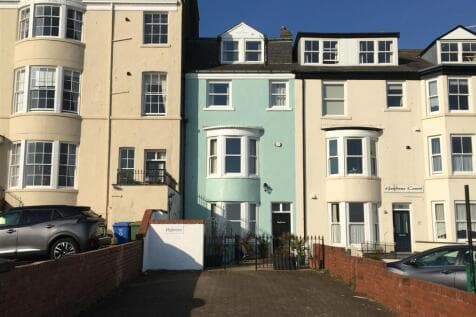 6 bed Mixed Use for sale in scarborough