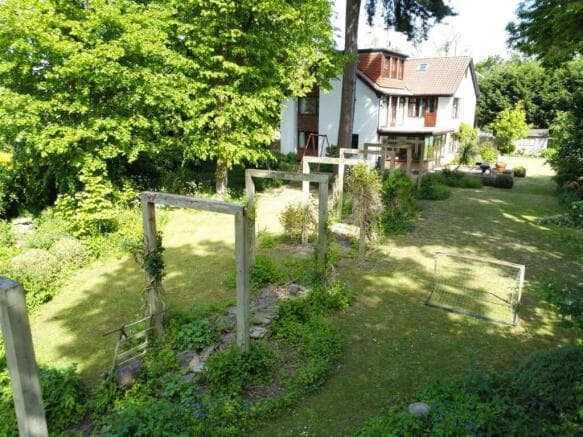 5 bed Detached for sale in hull