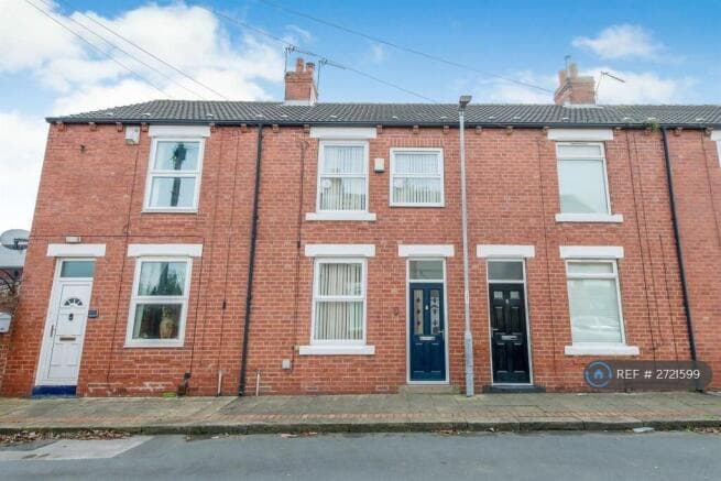 3 bed Terraced to rent in castleford
