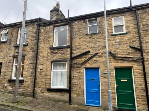 2 bed Terraced to rent in shipley