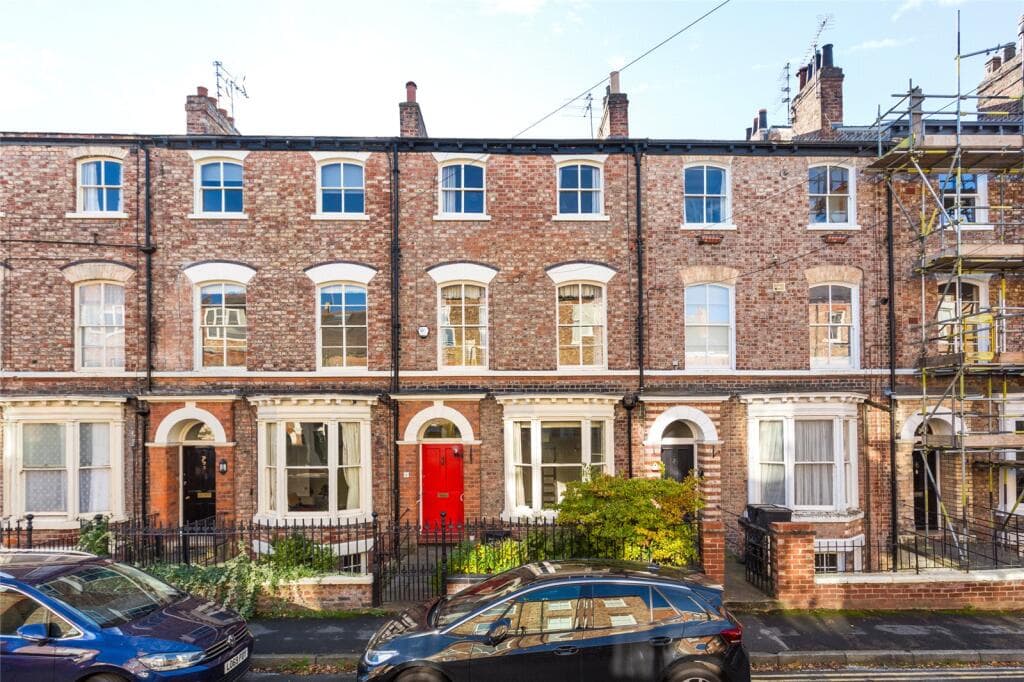 4 Bedroom Terraced House For Sale In Portland Street, York, North Yorkshire, Yo31 in york