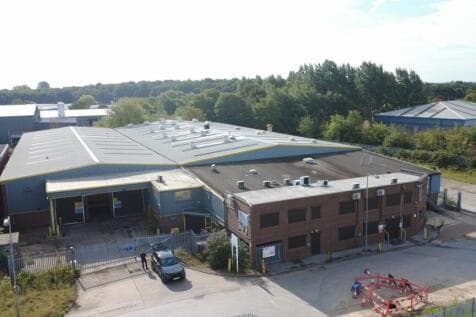 Warehouse to rent in doncaster