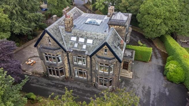 5 bed Semi-Detached for sale in bradford