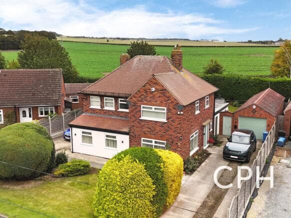 3 bed Detached for sale in scarborough