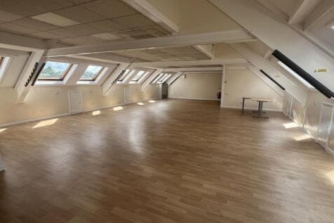 Office to rent in castleford