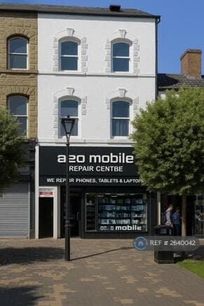 12 bed Terraced to rent in wakefield