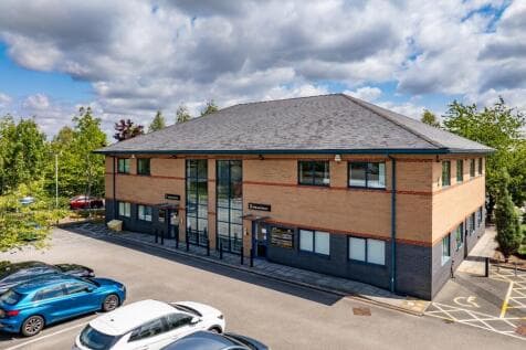 Office to rent in wakefield