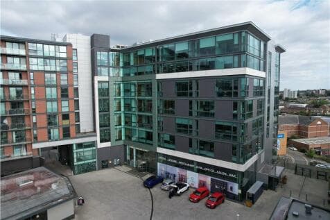 Office to rent in barnsley