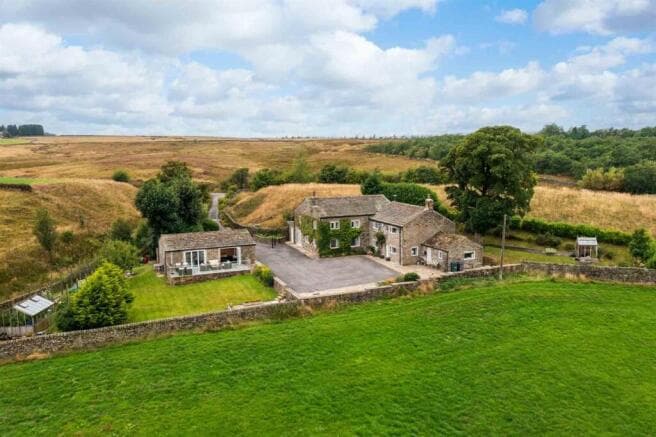 5 bed House for sale in keighley