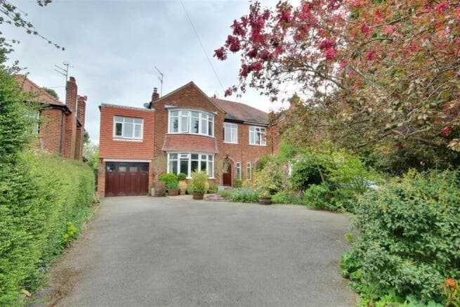 5 bed Semi-Detached for sale in beverley