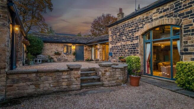 5 bed Barn Conversion for sale in huddersfield