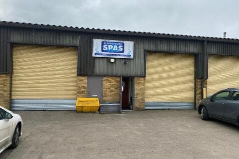 Light Industrial to rent in scarborough