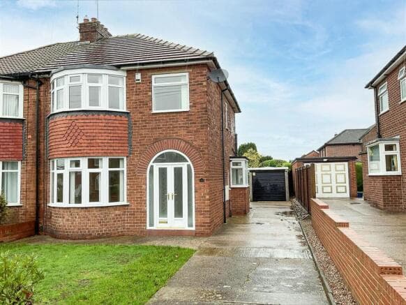 3 bed Semi-Detached to rent in doncaster