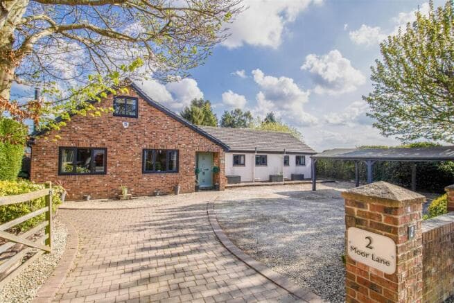 5 bed House for sale in pontefract