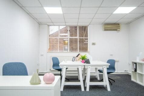 Office to rent in bradford