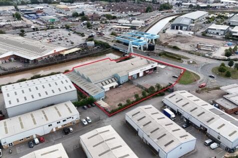 Light Industrial for sale in hull