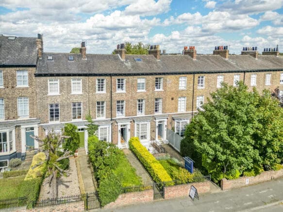 12 bed Terraced for sale in york