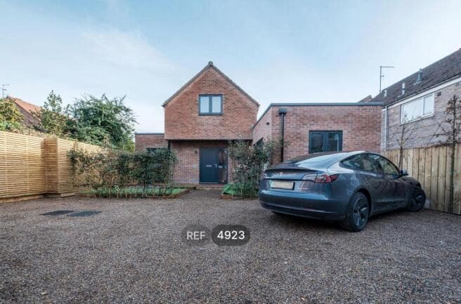 3 bed Detached to rent in beverley